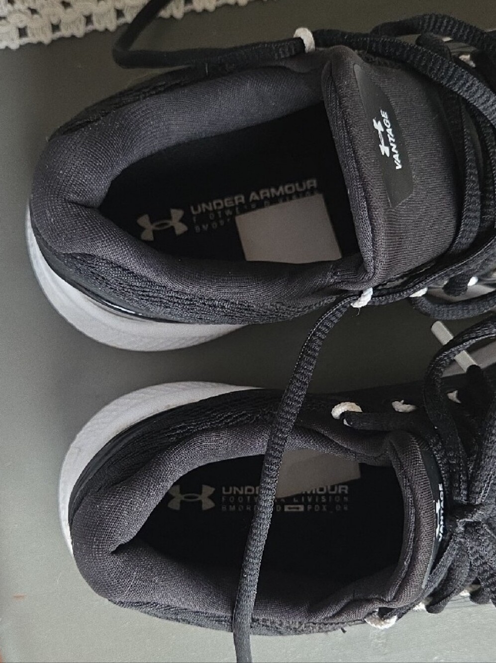 Womens Under Armour Charged Vantage - Used 6.5 No Box - Picture 6 of 10